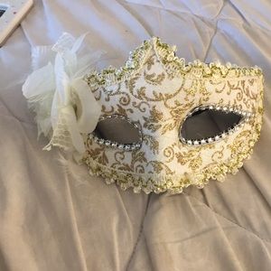 Halloween mask and errands